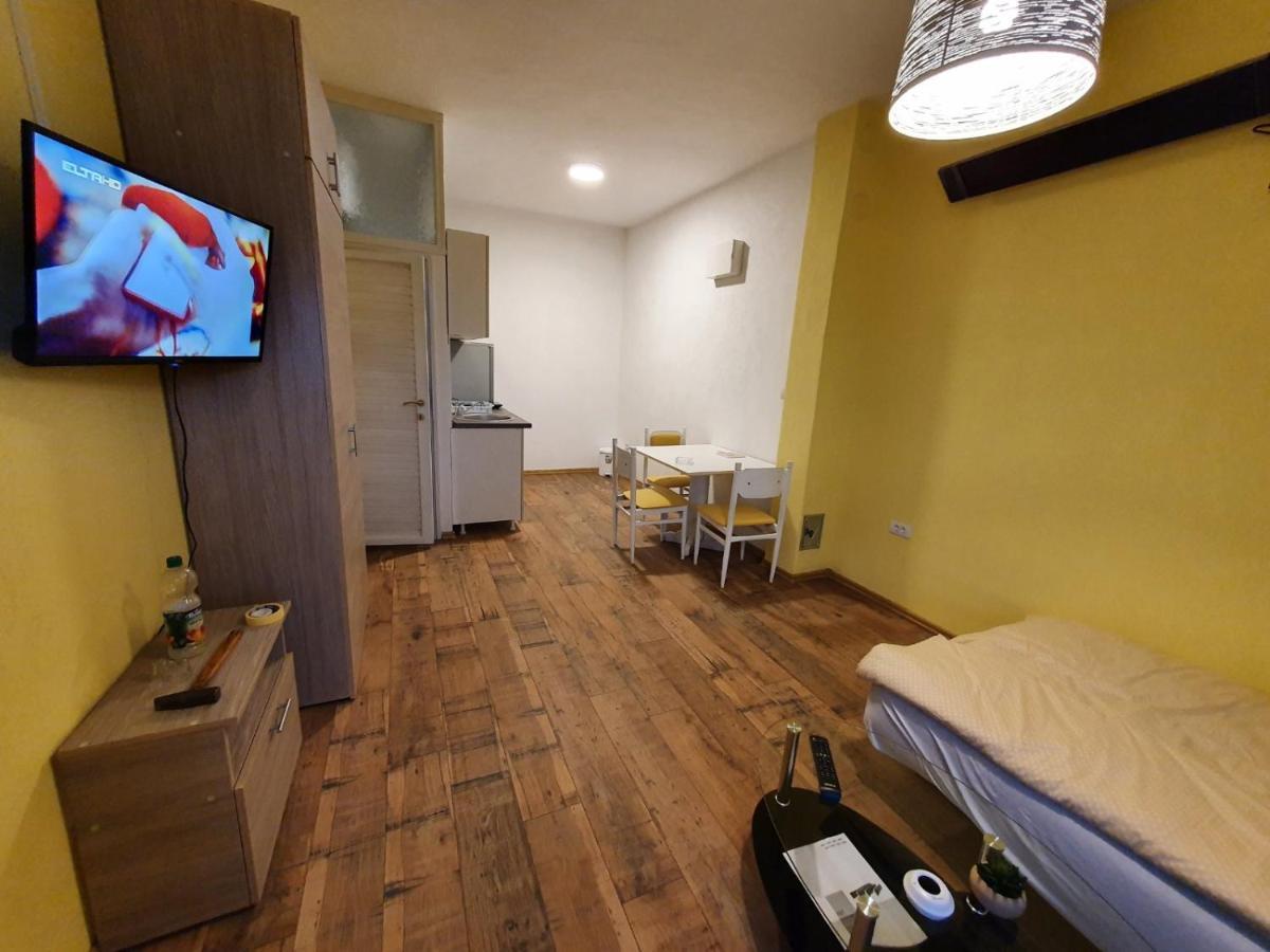 Apartmani Sarti Banyaluka Dış mekan fotoğraf